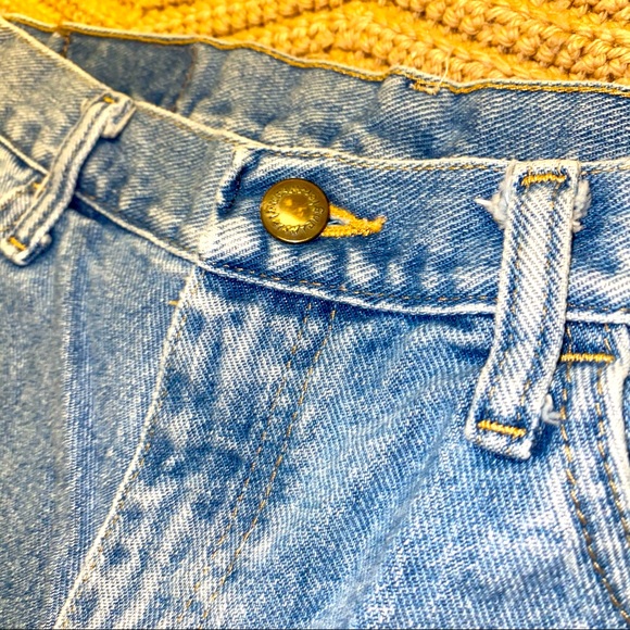 Men’s Wrangler Jean Shorts - Picture 3 of 11